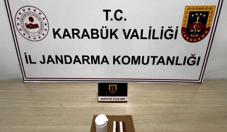 karabukte-sentetik-ecza-operasyonu-2-gozalti-zXlsiQzY.jpg