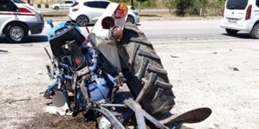 karabukte-tir-ile-traktor-carpisti-1-agir-yarali-rqidCV5L.jpg
