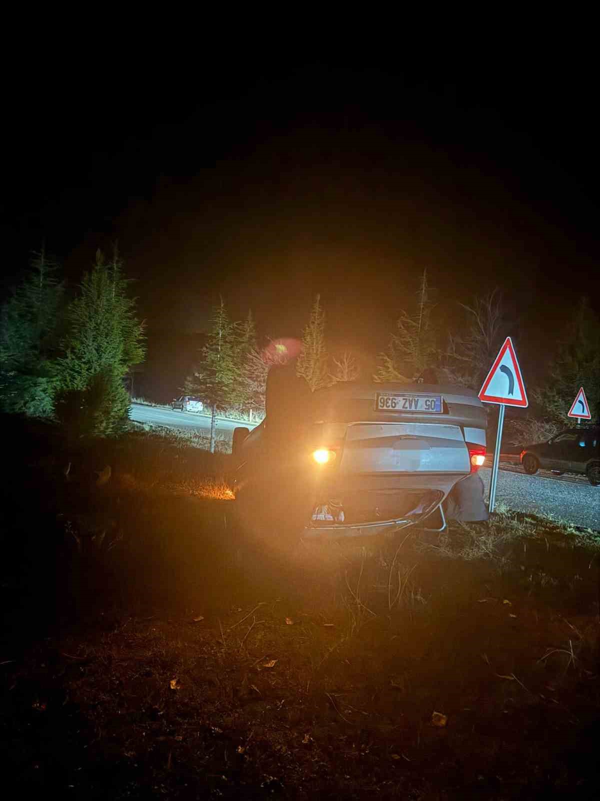karabukte trafik kazalari 3 yarali 3 f8fcUMuj