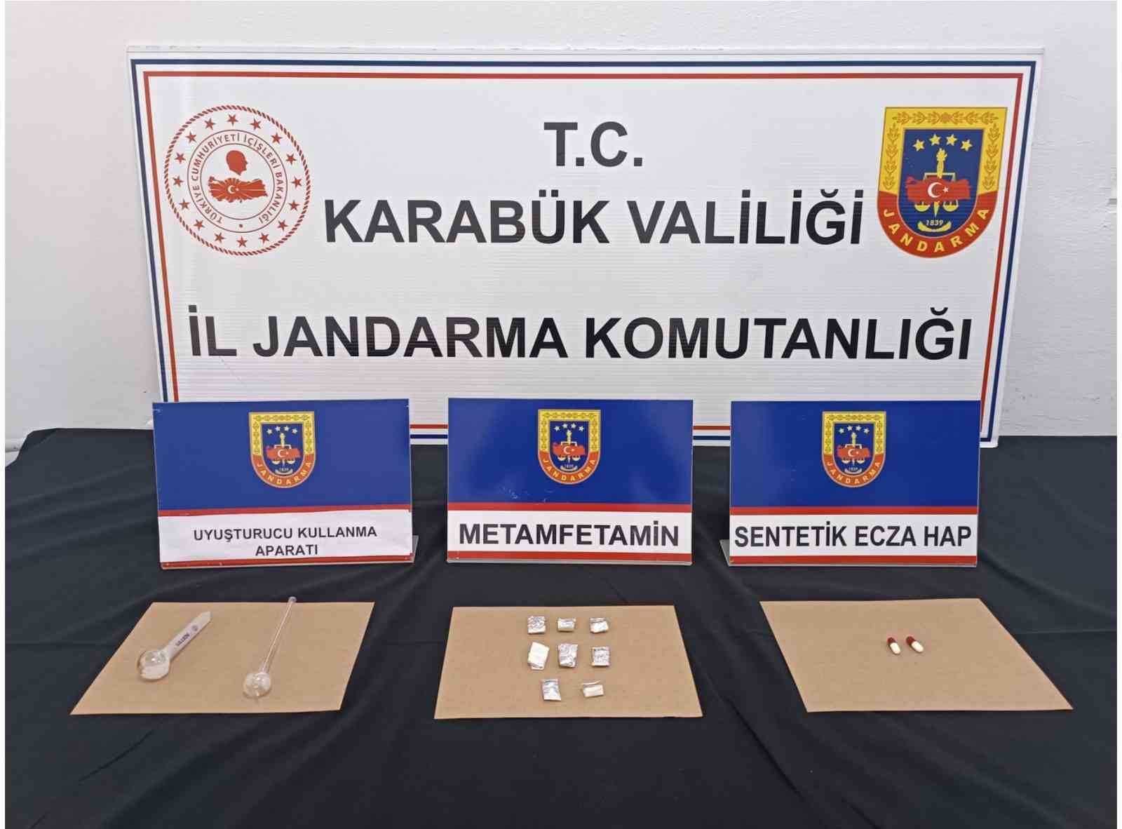 karabukte uyusturucu operasyonu 10 supheli yakalandi 0 zs76wgEK