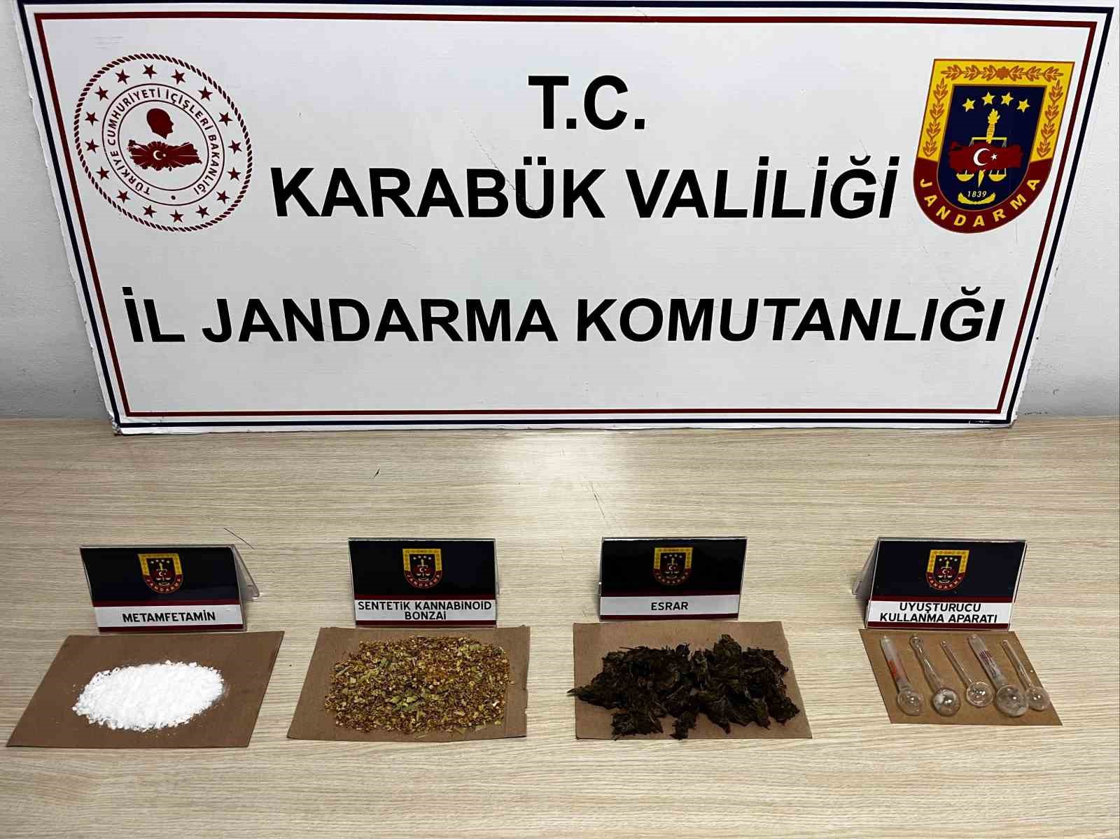 karabukte uyusturucu operasyonu 5 gozalti 0 4yfLSeYH