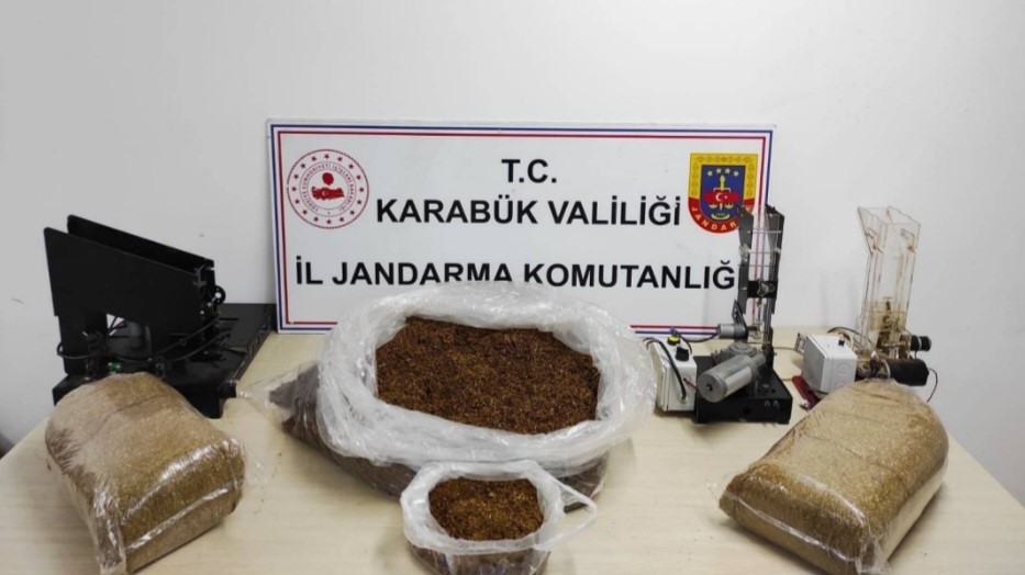 karabukte uyusturucu ve kacak tutun operasyonu 8 gozalti 2 mauOrMeu
