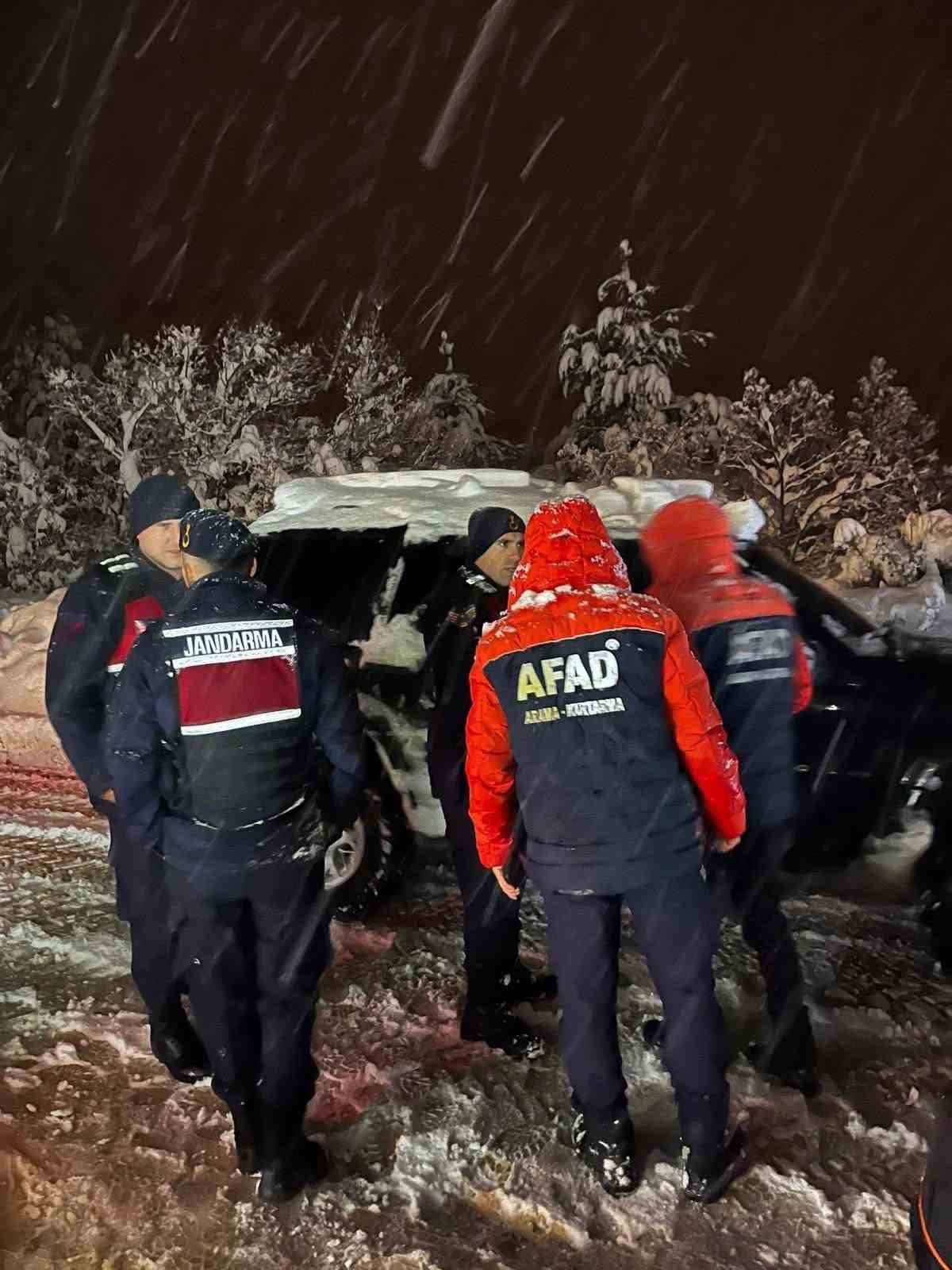 karabukte yaylada mahsur kalan 7 kisi kurtarildi 3 CSW1Asus