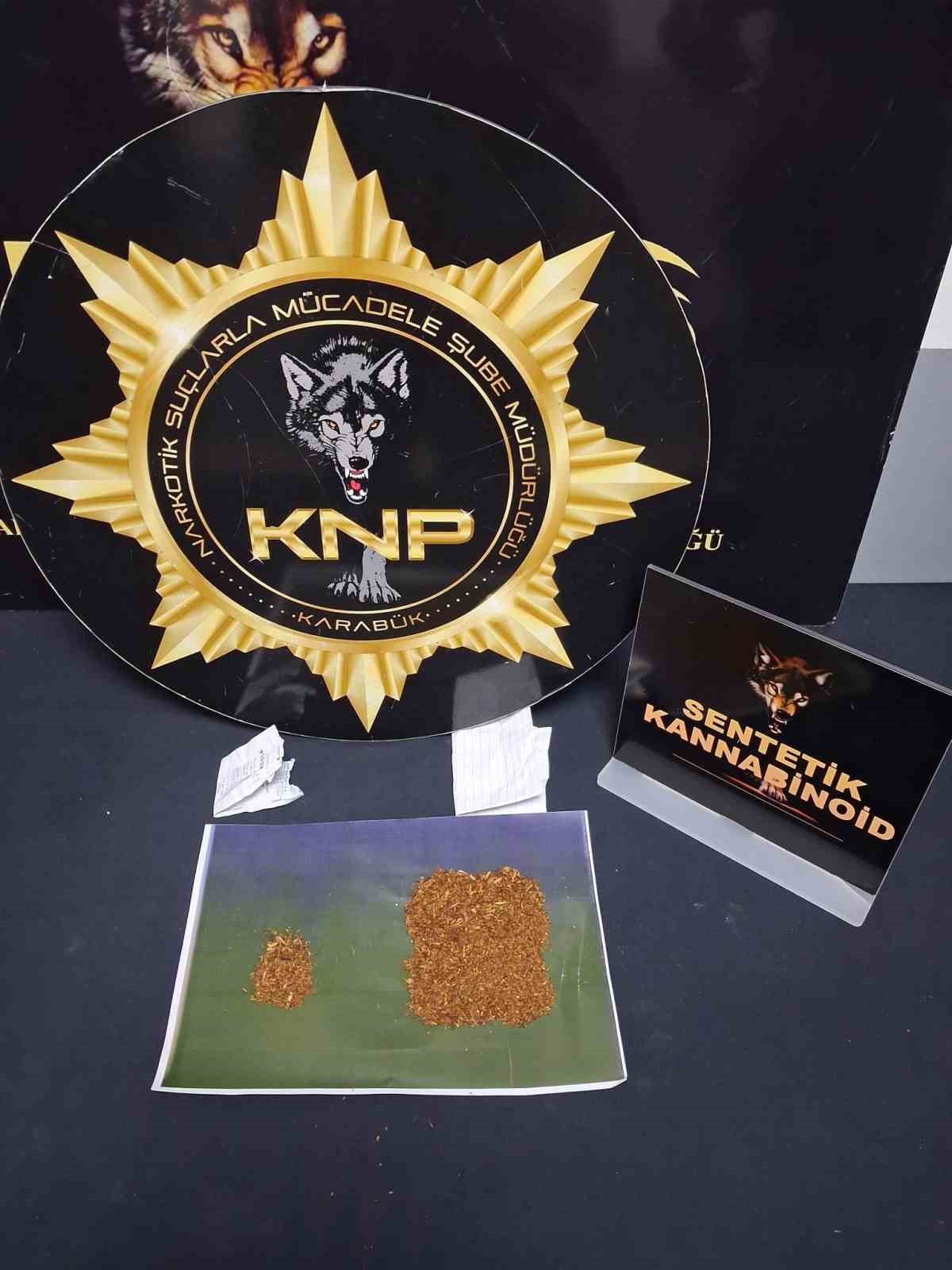 karabukteki uyusturucu operasyonlarinda 5 kisi tutuklandi 2 pM2Bkctt