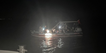 karaburun-aciklarinda-17-gocmen-kurtarildi-Wlb2faQT.jpg