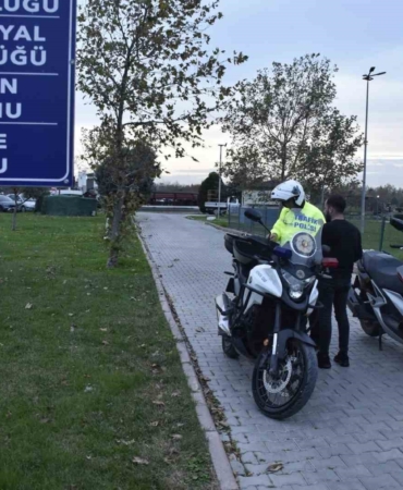 karacabey-ataturk-kultur-parkina-motosikletle-giris-tamamen-yasaklandi-PM32niYV.jpg