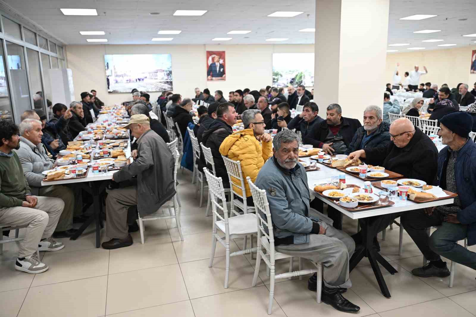 karacabey belediyesi ramazanda dayanisma buyutuyor 2