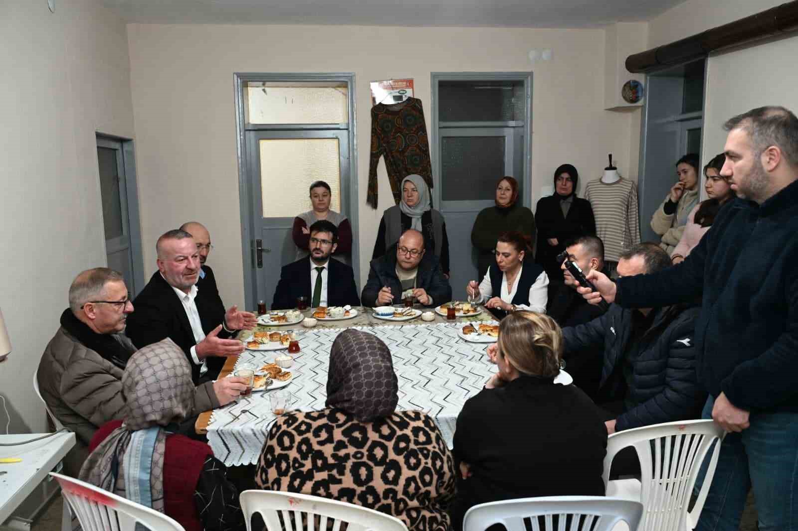 karacabey belediyesinden kadinlara egitim ve uretim destegi 1 p8v5SgEm