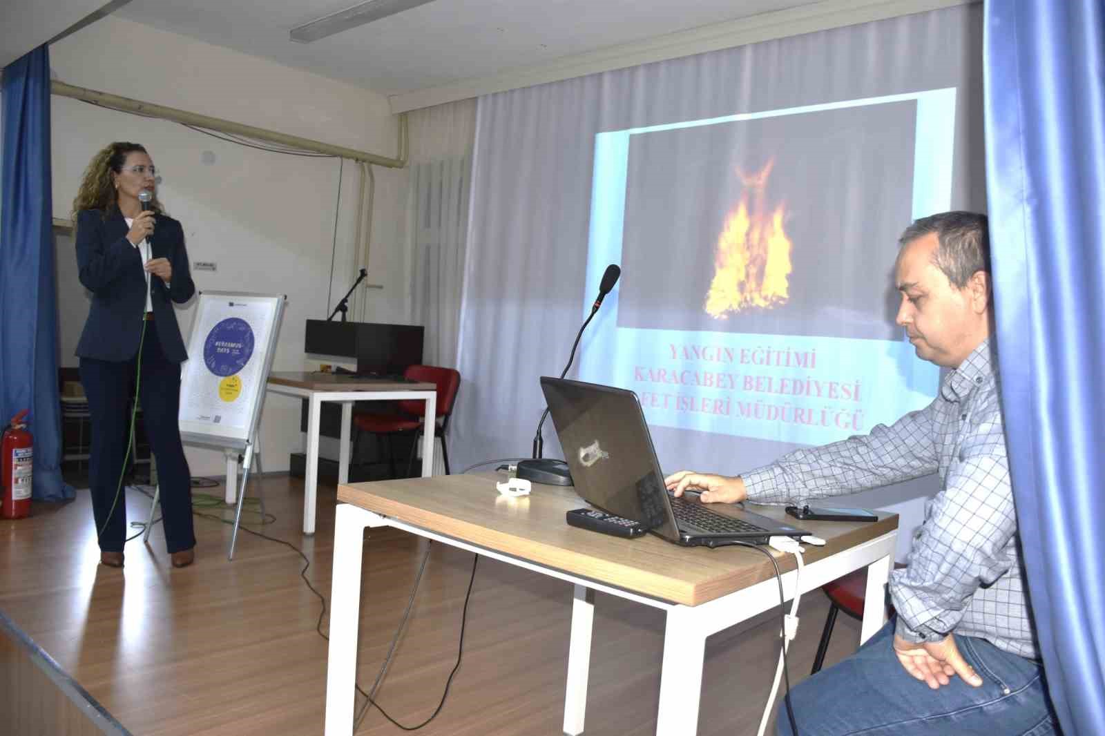 karacabey belediyesinden ogrencilere yangin egitimi 4 KYEcd6uq