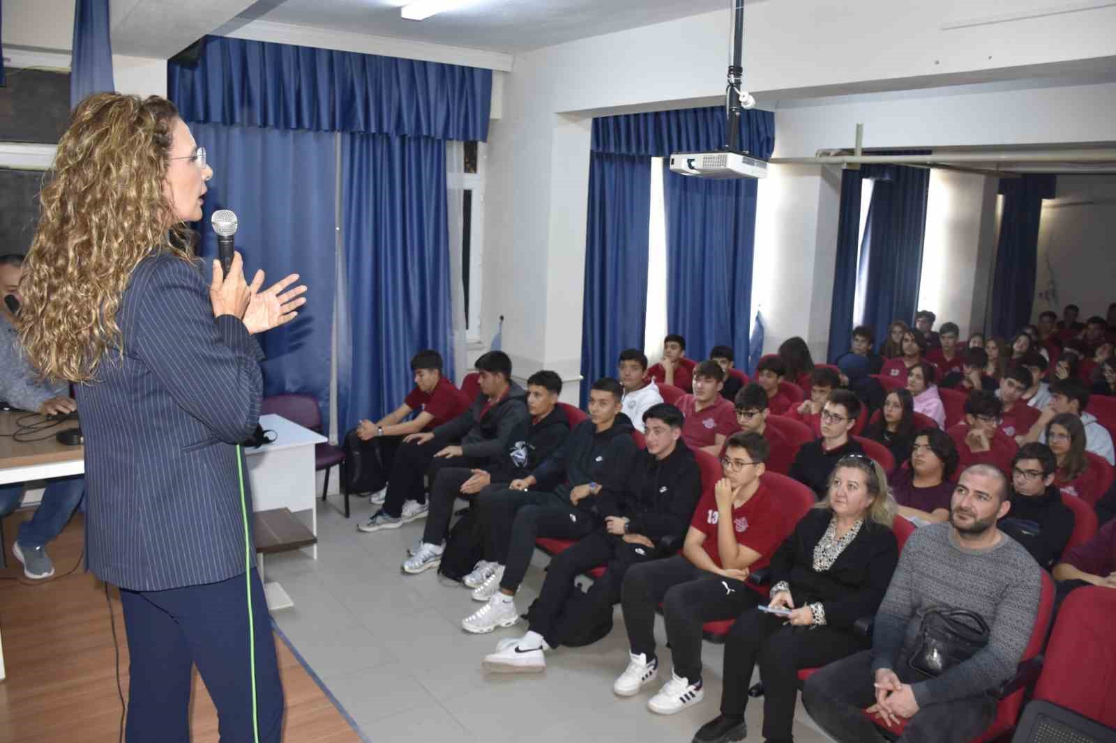 karacabey belediyesinden ogrencilere yangin egitimi 6 pHquVgD1