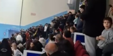 karacabey-belediyespor-fenerbahce-macinda-olaylar-cikti-S6NXLGuE.jpg