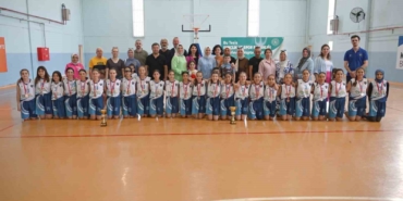 karacabey-belediyesporda-kupa-sevinci-pTV8KdK2.jpg