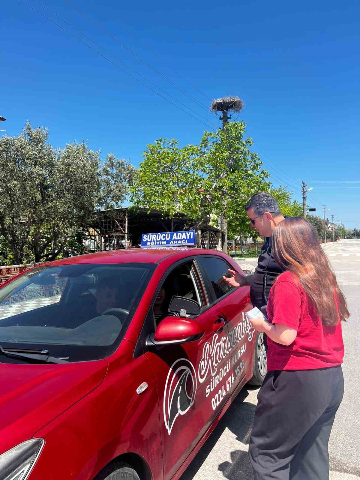 karacabeyde anaokulundan suruculere kadar trafik egitimi 6 S8FB7w8u