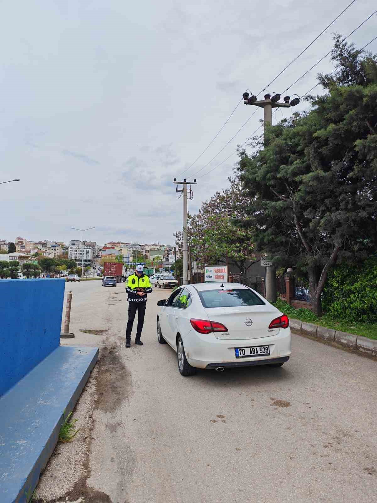 karacabeyde anaokulundan suruculere kadar trafik egitimi 8 sfSuQjcb
