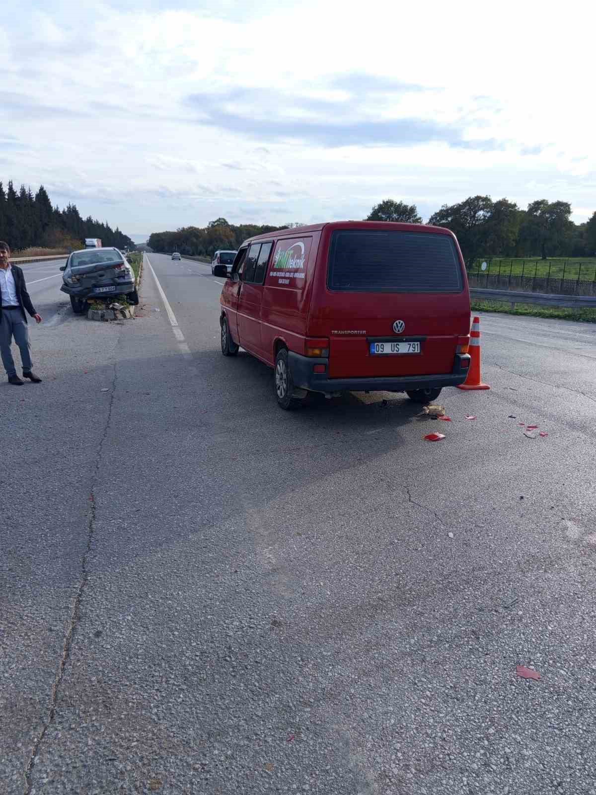 Karacabey’de iki otomobil çarpıştı: 2 yaralı 7 karacabeyde iki otomobil carpisti 2 yarali 3 T6z78v6M