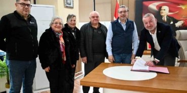 karacabeyde-kultur-ve-sanat-icin-imzalar-yeniden-atildi-Zl8NbBOV.jpg