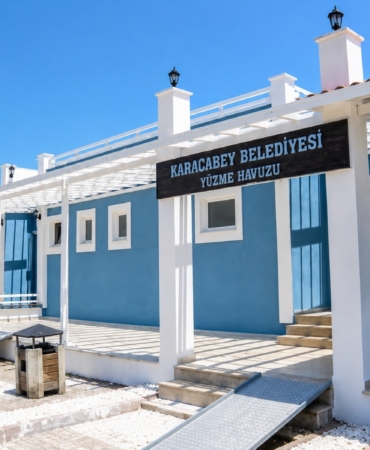 karacabeyde-yuzme-havuzlari-kapilarini-acti-VMxYVe5q.jpg
