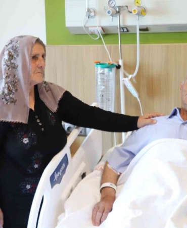 karacigerinde-13-santimetrelik-tumor-bulunan-hasta-10-saatlik-ameliyatla-sagligina-kavustu-aqjgnalg.jpg