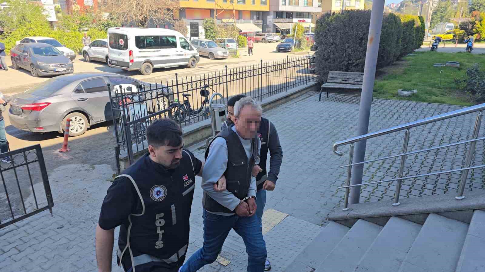 karadeniz ereglide sahte para operasyonu 1 vQQqTzHc