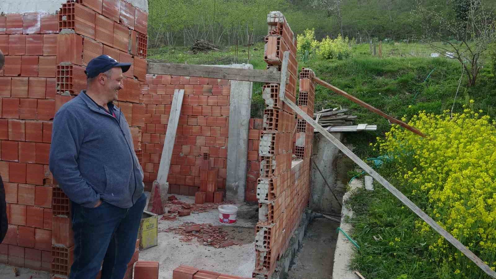 karadeniz usulu ustalik duvari yikmadan yerini degistirdiler 0 W2USGDhf
