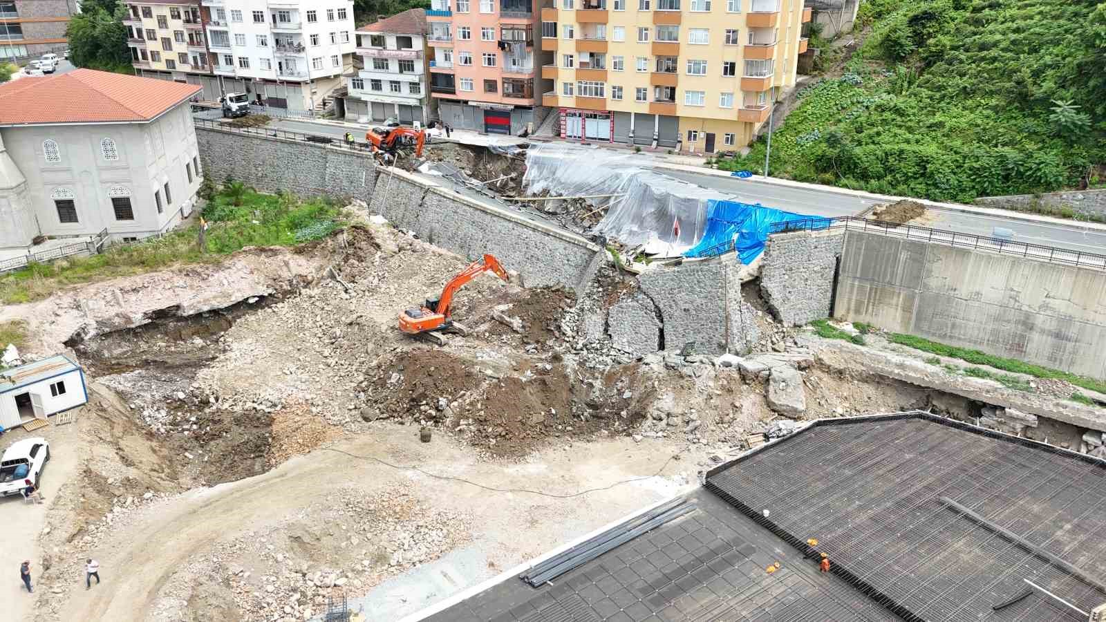 Karadeniz’de istinat duvarı riski büyüyor 4 karadenizde istinat duvari riski buyuyor 0 mXUKmO6w