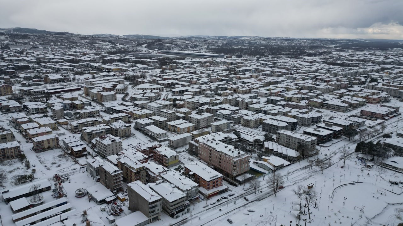 karadenizin hircin dalgalari karla bulustu ortaya essiz fotograflar cikti 5 m7jfjJOu