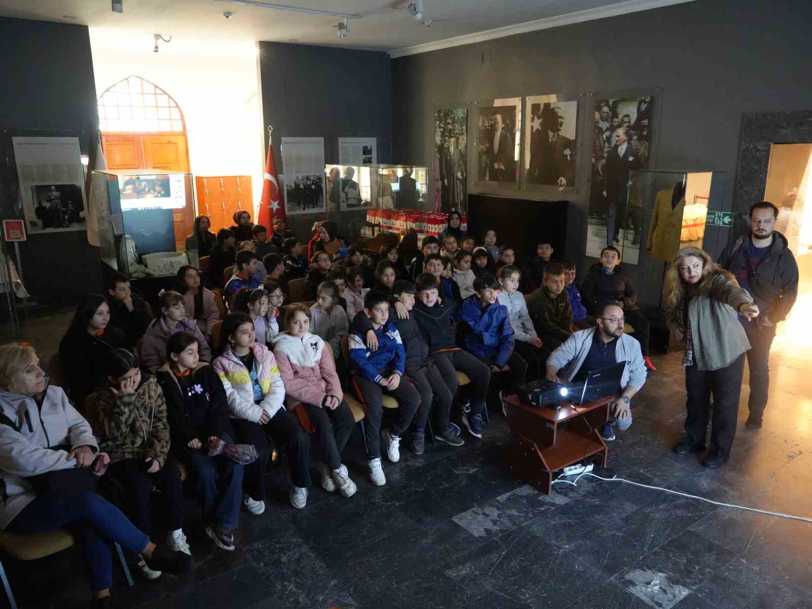 karadenizin sakladigi hazine gun yuzune cikti 16 yuzyila ait sikkeler muzede sergileniyor 4 RJ9BJHpf