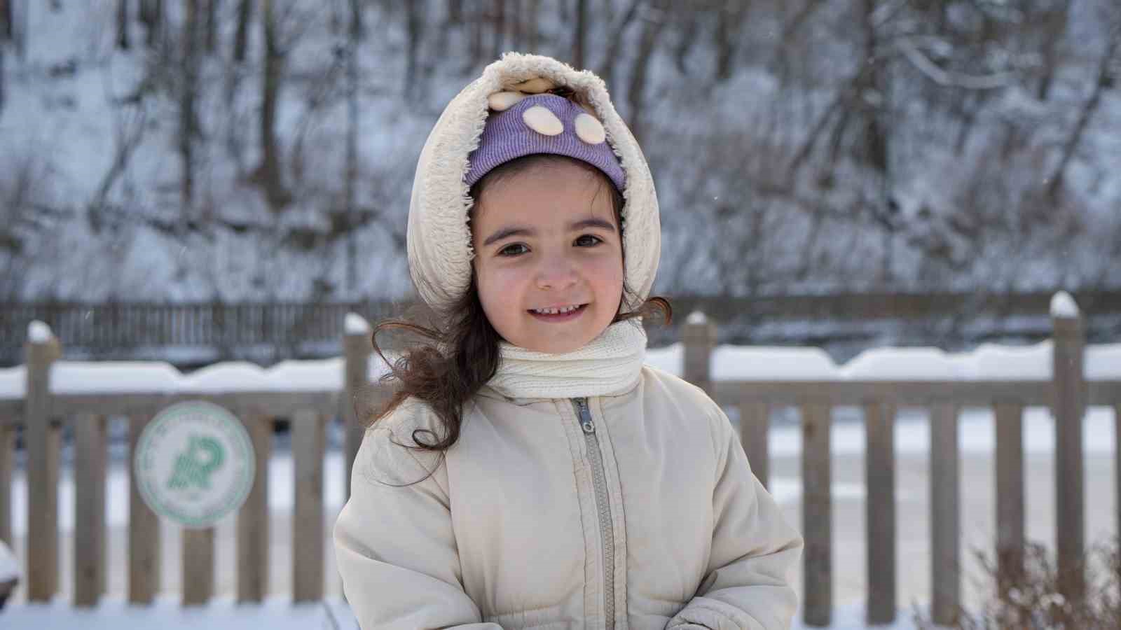 karagol tabiat parki beyaza burundu golun yuzeyi buz tuttu 9 mIuGQ68e