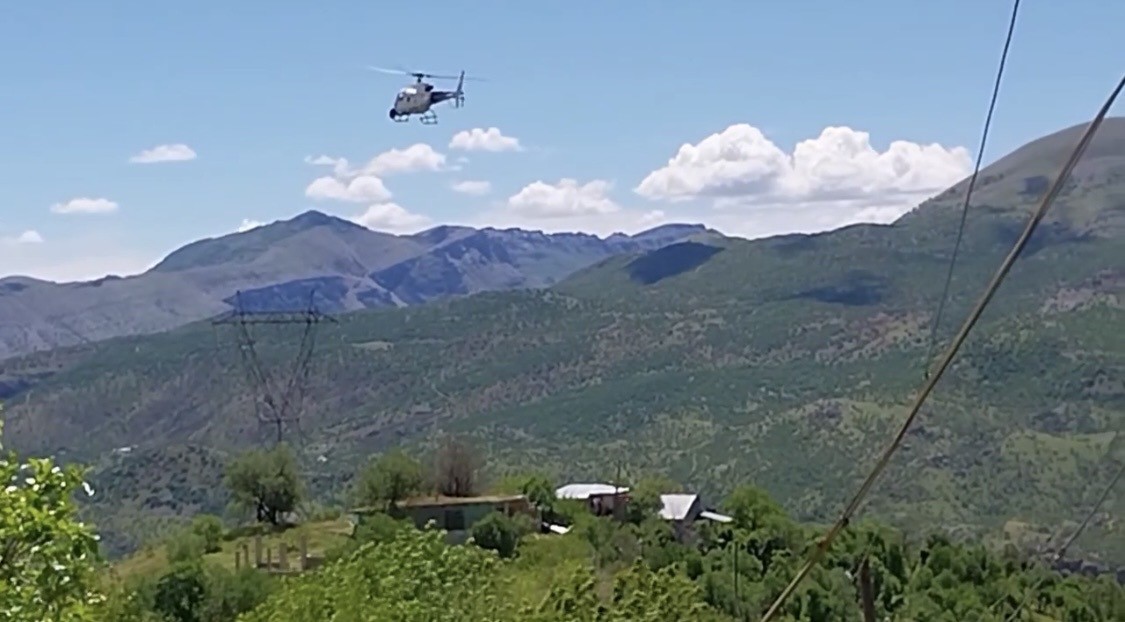 karakaya baraji ana elektrik iletim hattinda helikopter destekli bakim 1 aGgIrPLq