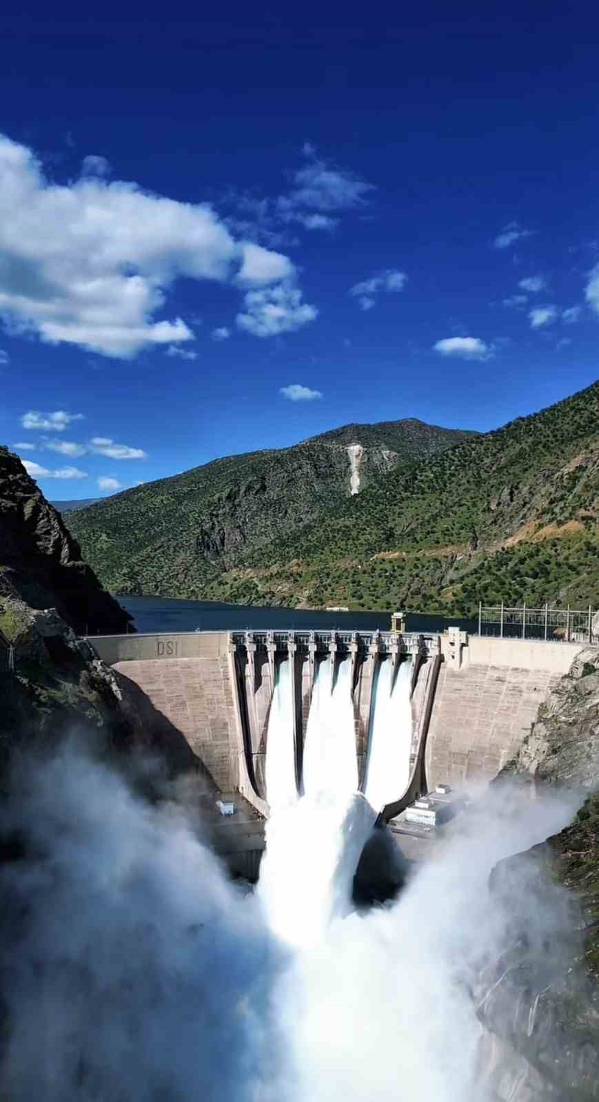 karakaya barajina ziyaretci girisi yasaklandi 5 gq88Sn7S