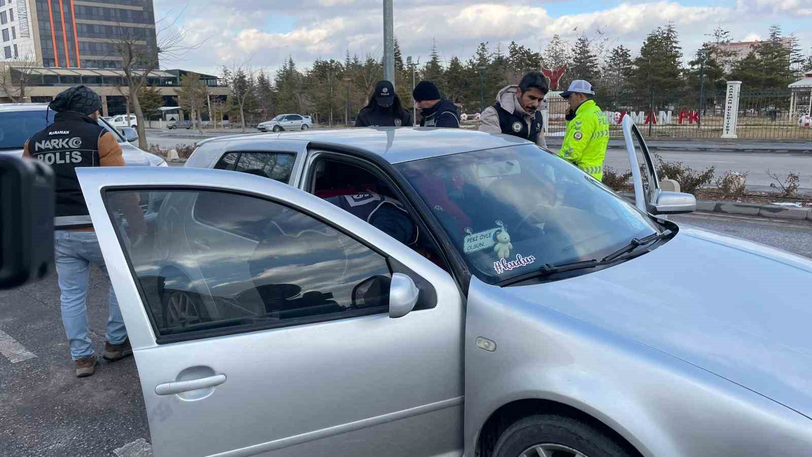 Karaman polisi yılbaşı öncesi denetimlerini arttırdı 8 karaman polisi yilbasi oncesi denetimlerini arttirdi 4