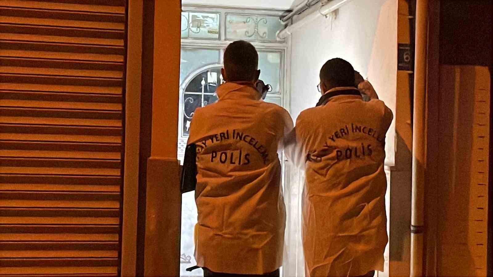 karamanda 2 cocuk annesi kadin balkondan duserek agir yaralandi 2 qTjIOAJ8