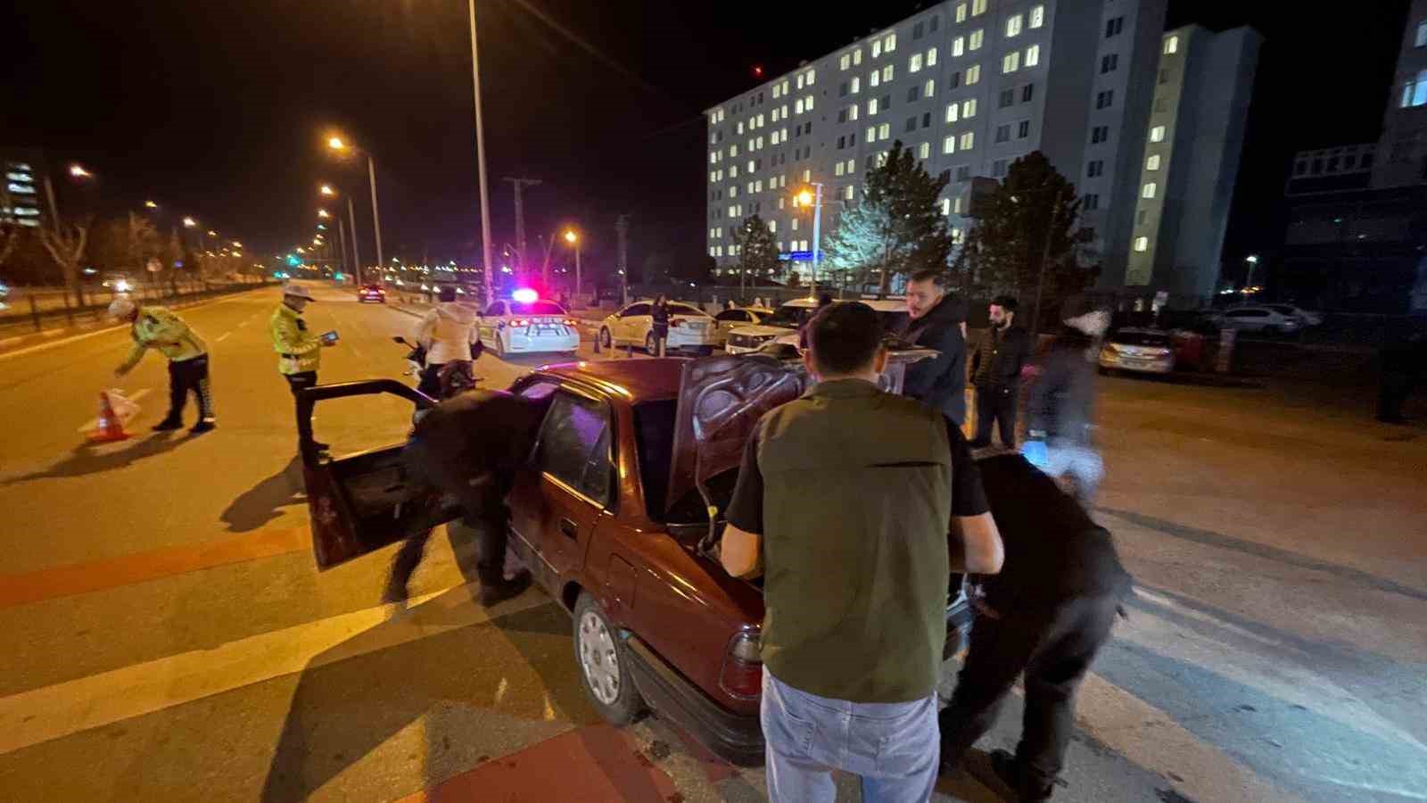 karamanda 43 surucunun ehliyetine el koyulurken 99 arac trafikten men edildi 0 5qmmymHa