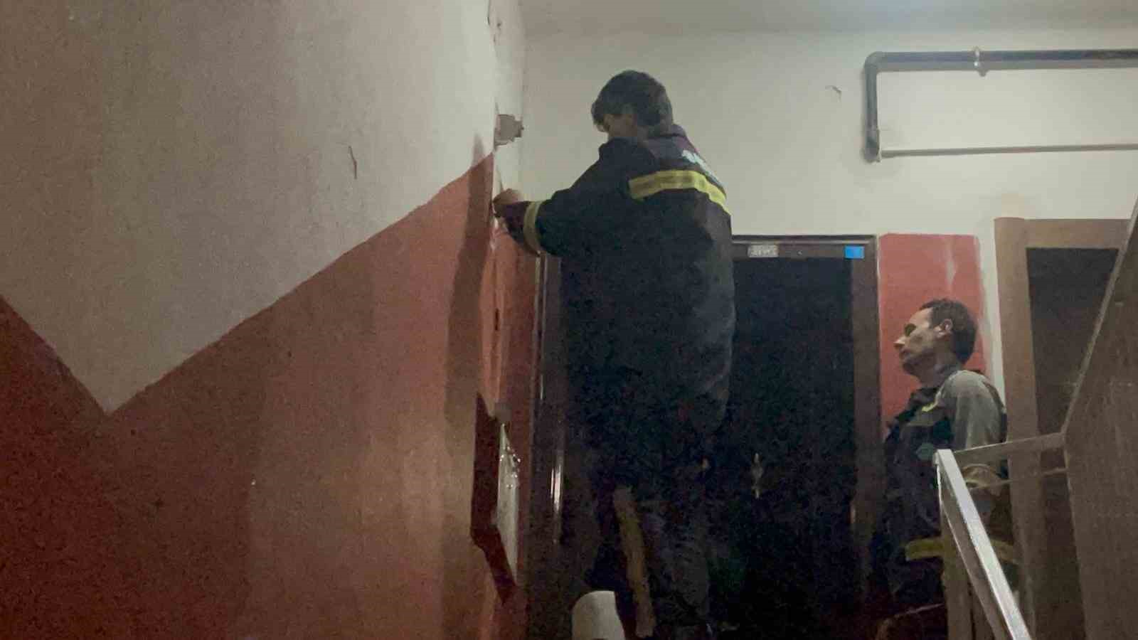 karamanda akillara durgunluk veren hirsizlik evin elektrik sayacini caldilar 1 LeqfZyRg