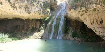 karamanda-akpinar-selalesi-yeniden-akmaya-basladi-5F2th7Zf.jpg
