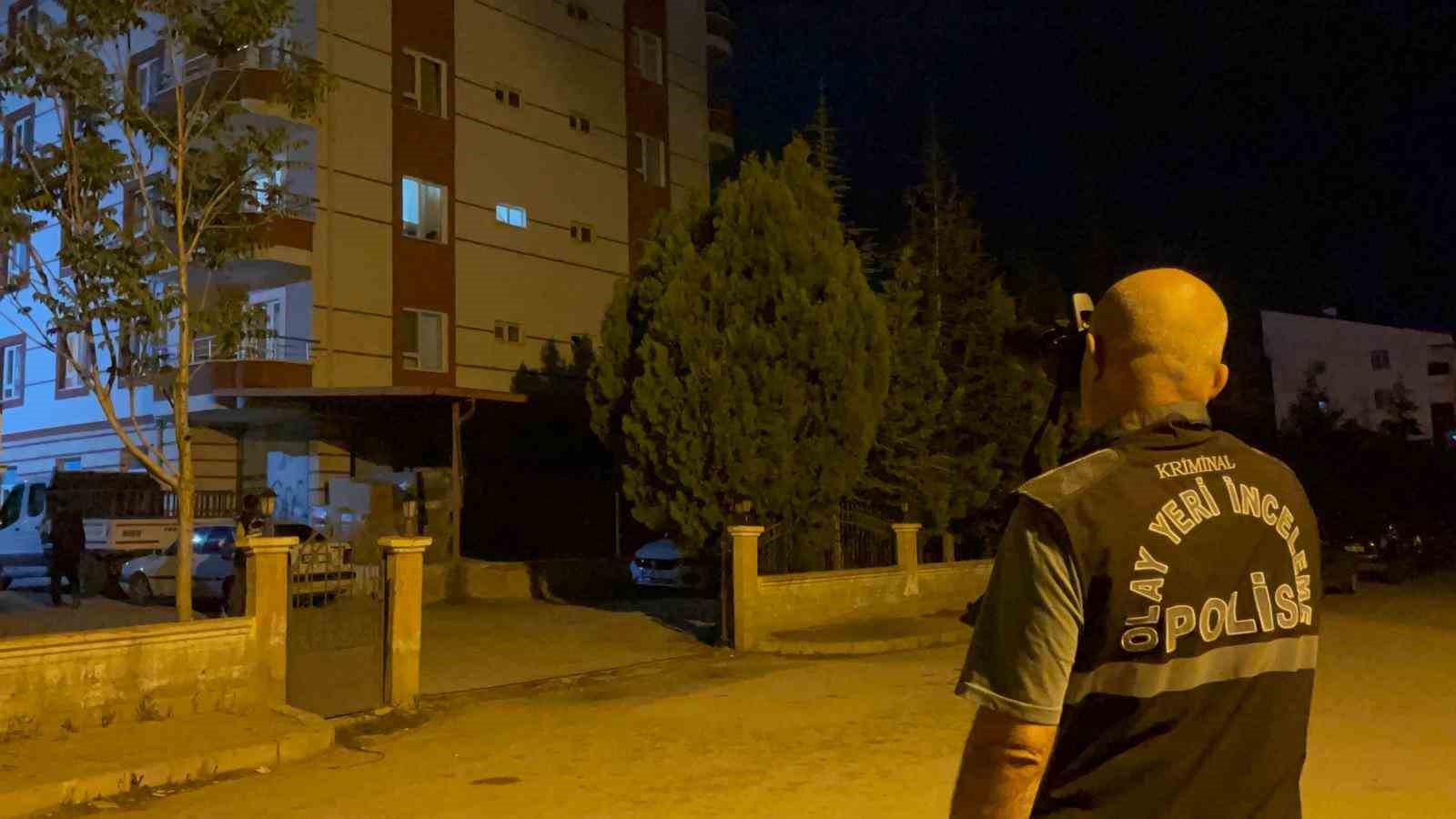 karamanda bir kadin tartistigi dini nikahli kocasini bicakladi 2 XYhBKWN4