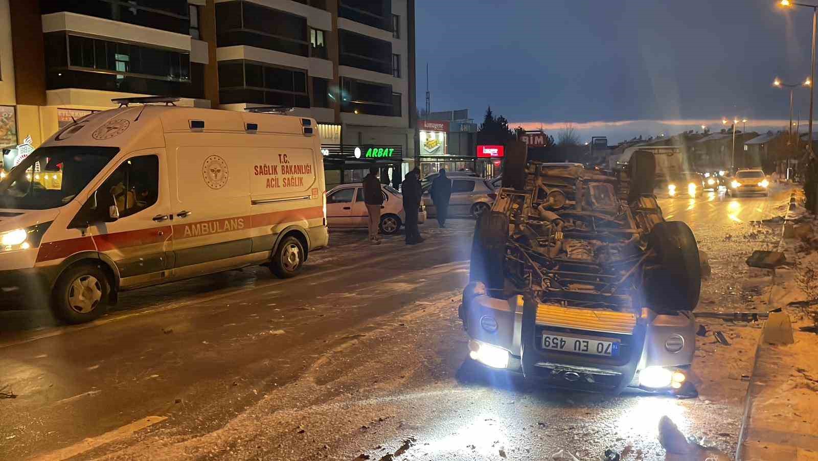 karamanda buzlanma kazaya yol acti 2 yarali 2
