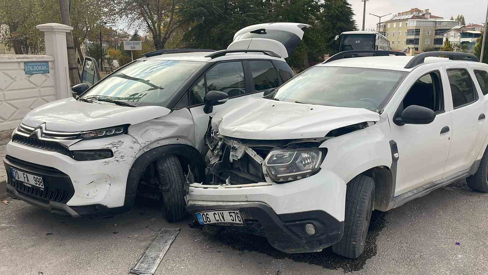 Karaman’da cipler çarpıştı: 1 yaralı 4 karamanda cipler carpisti 1 yarali 0 E9eM2jZY