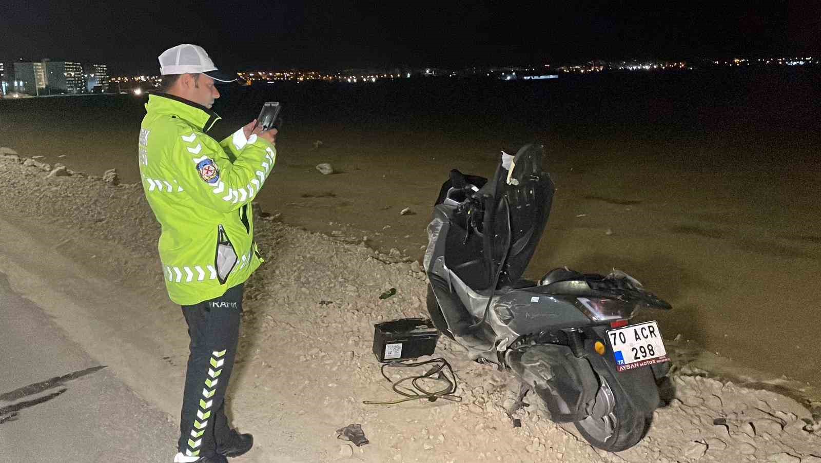 karamanda devrilen motosikletin genc surucusu agir yaralandi 3 Dg7csRXz
