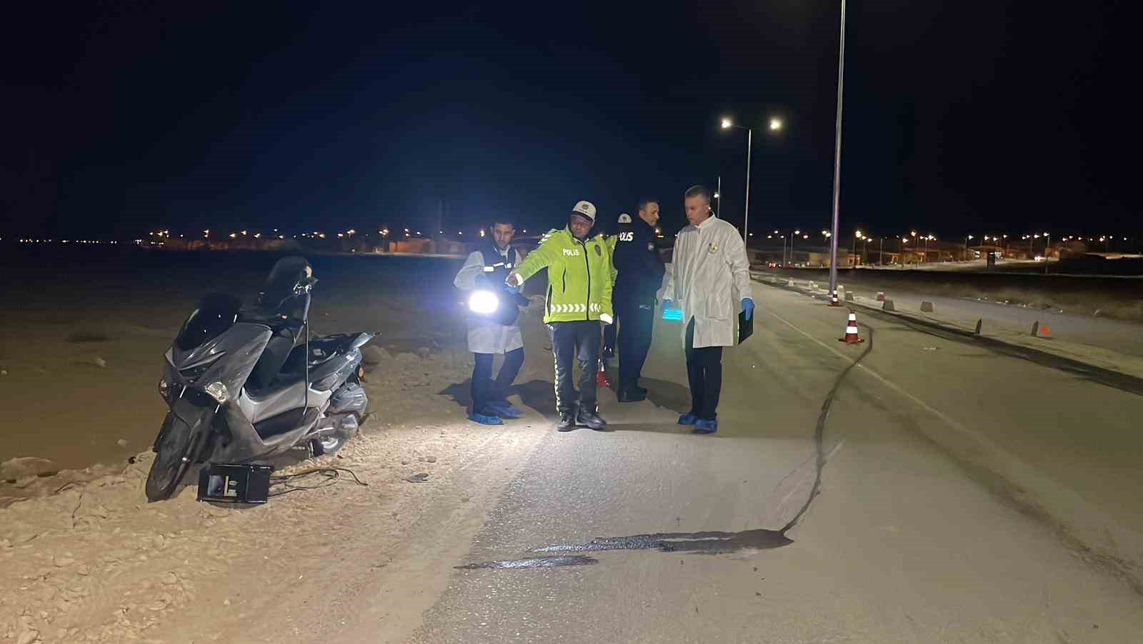 karamanda devrilen motosikletin genc surucusu agir yaralandi 4 e9lwLVLX