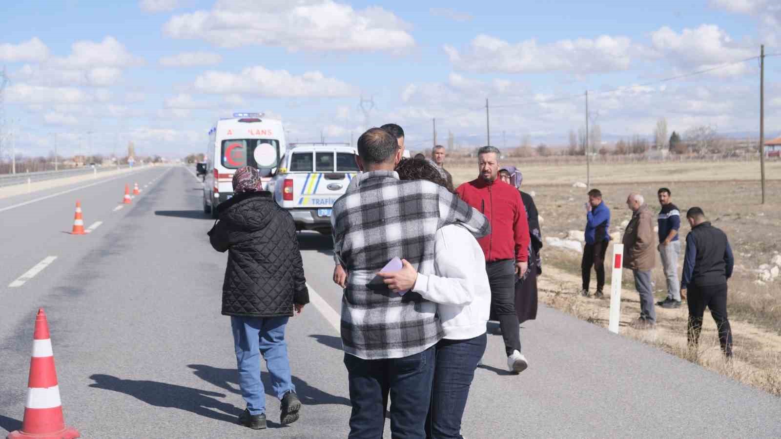 Karaman’da gelincik toplarken otomobilin çarptığı yaşlı kadın hayatını kaybetti 5 karamanda gelincik toplarken otomobilin carptigi yasli kadin hayatini kaybetti 1 q7Vyvte7