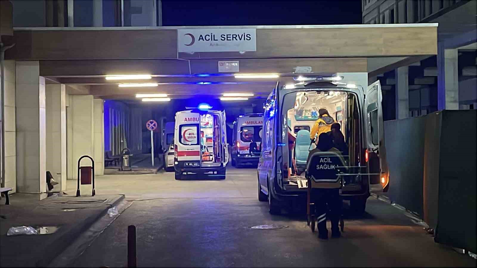 karamanda hafif ticari aracla scooter carpisti 1 agir yarali 1 8b7GaOlU