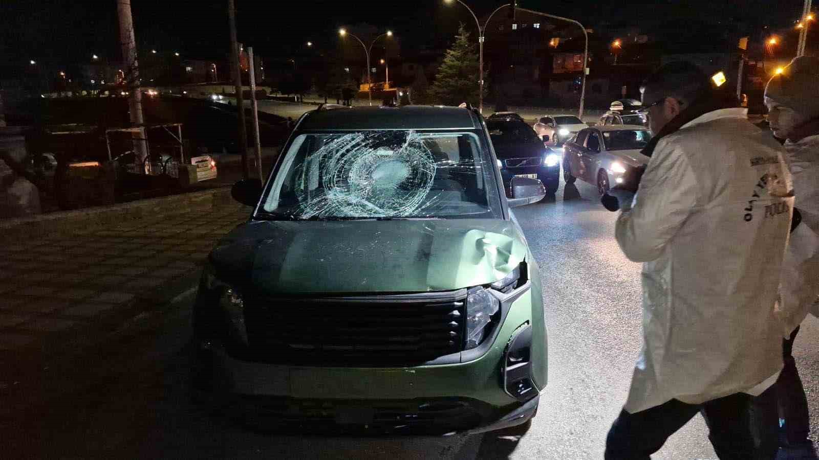 karamanda hafif ticari aracla scooter carpisti 1 agir yarali 3 SsWPR5zZ