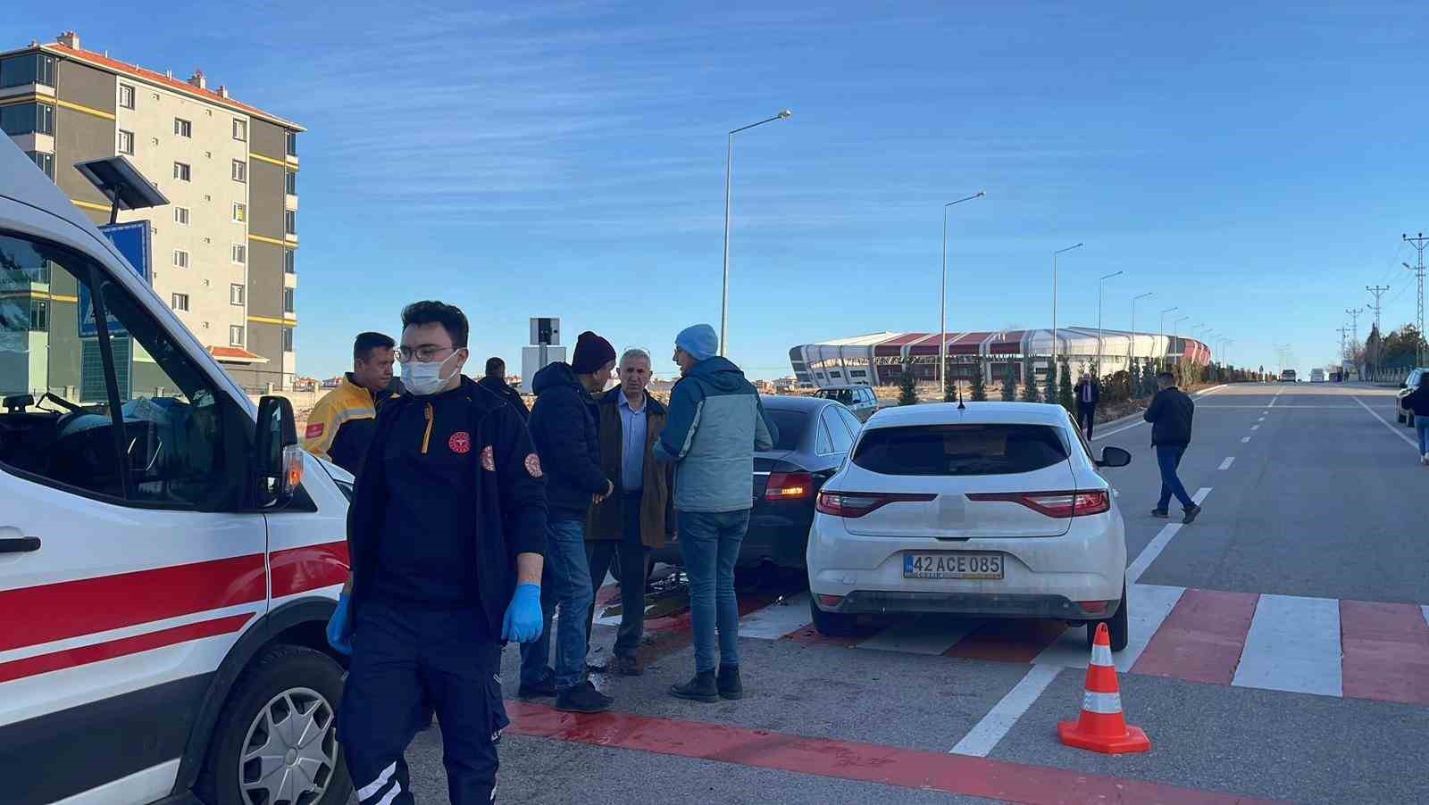 karamanda iki otomobil carpisti 1 yarali 2