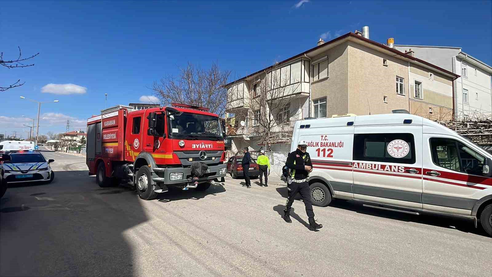 karamanda iki otomobil carpisti 3 yarali 0 5IzbKmSE