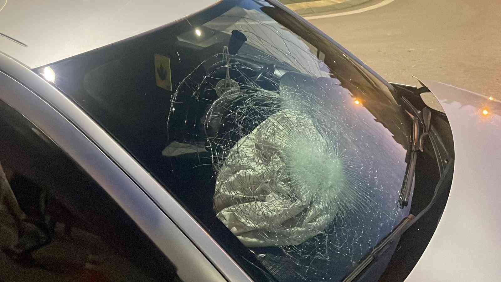 karamanda iki otomobil carpisti 6 yarali 0 BUI4qmIF