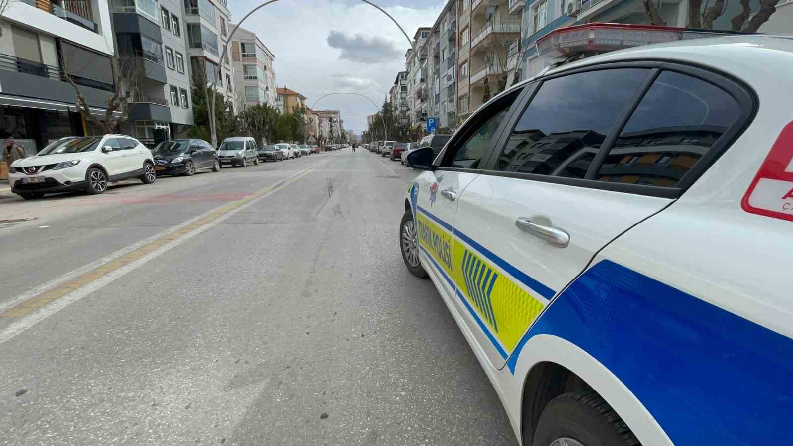 karamanda kamyonetin carptigi cocuk yaralandi 2