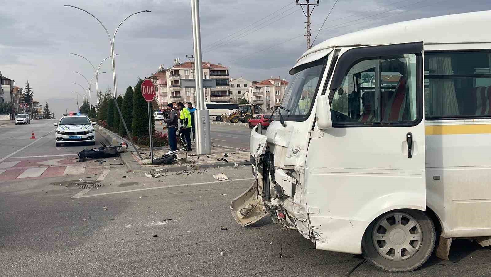 karamanda kazada agir yaralanan genc kadin 2 gunluk yasam mucadelesini kaybetti 0 kOsd5wVU