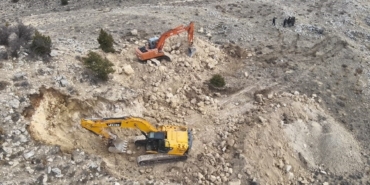 karamanda-kepceyle-tarihi-eser-arayanlara-operasyon-14-gozalti-XmzK7YzL.jpg