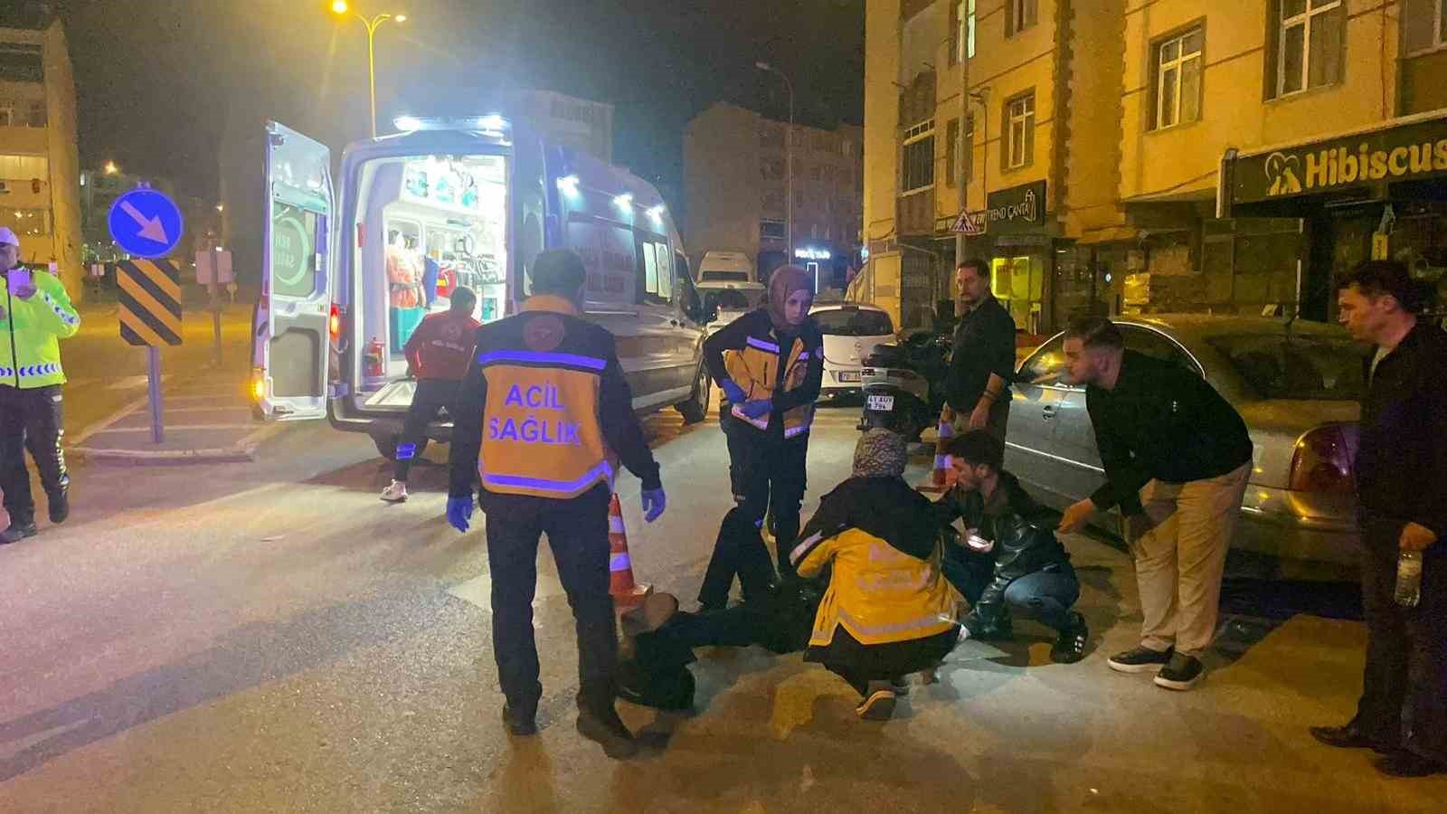 karamanda motosiklet kazasi 2 yarali 3 guVyIunv